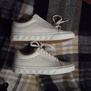 Glossy White Old Skool Vans